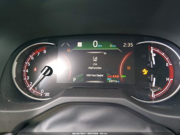 2025 TOYOTA RAV4 XLE — I7