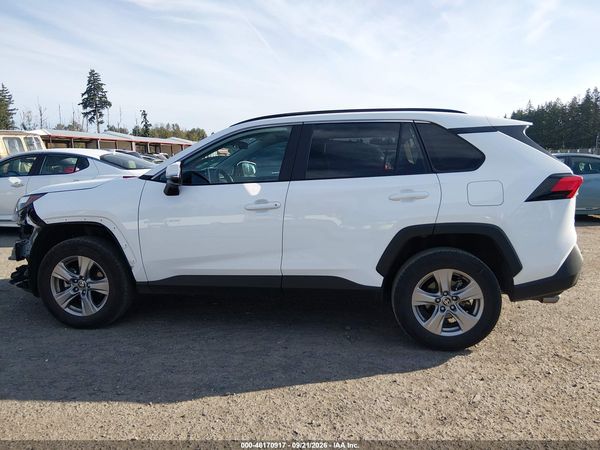 2025 TOYOTA RAV4 XLE — I117