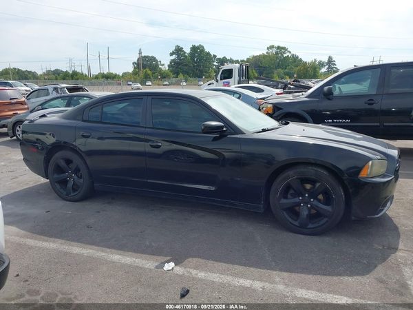 2014 DODGE CHARGER SXT — I116