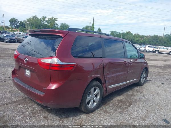 2015 TOYOTA SIENNA LE 8 PASSENGER — I4
