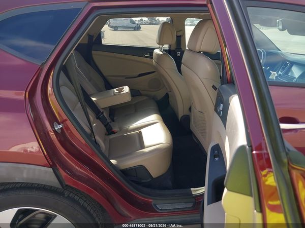 2016 HYUNDAI TUCSON LIMITED/SPORT AND ECO/SE — I8