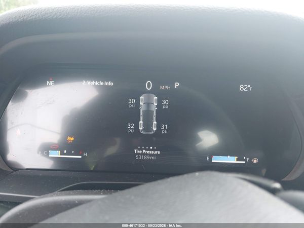 2023 JEEP GRAND CHEROKEE LAREDO 4X4 — I7