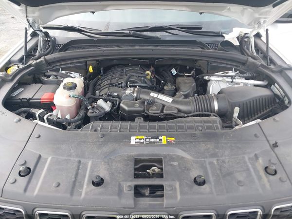 2023 JEEP GRAND CHEROKEE LAREDO 4X4 — I10