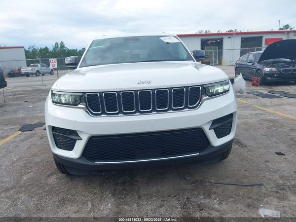 2023 JEEP GRAND CHEROKEE LAREDO 4X4 — I115