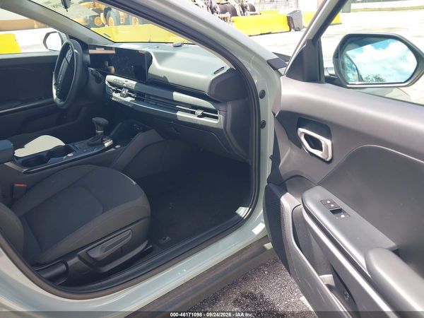 2026 KIA K4 LXS — I5