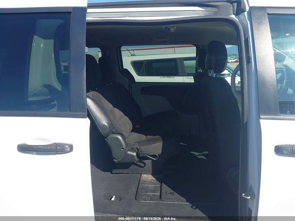 2019 DODGE GRAND CARAVAN SE — I8