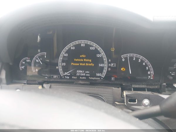 2012 MERCEDES-BENZ S 550 4MATIC — I7