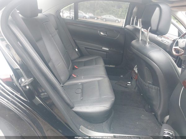 2012 MERCEDES-BENZ S 550 4MATIC — I8