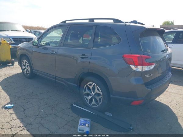 2020 SUBARU FORESTER PREMIUM — I3