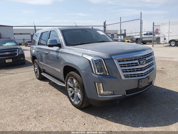 2016 CADILLAC ESCALADE LUXURY COLLECTION — I1
