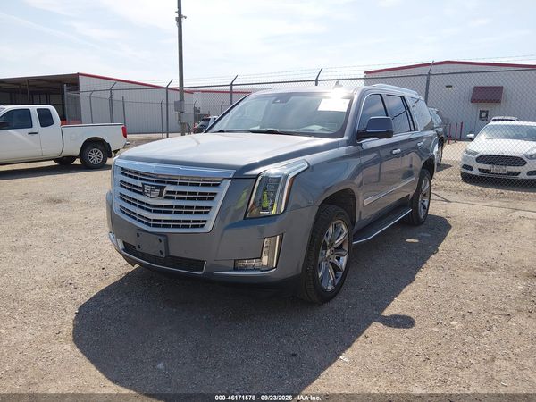 2016 CADILLAC ESCALADE LUXURY COLLECTION — I6