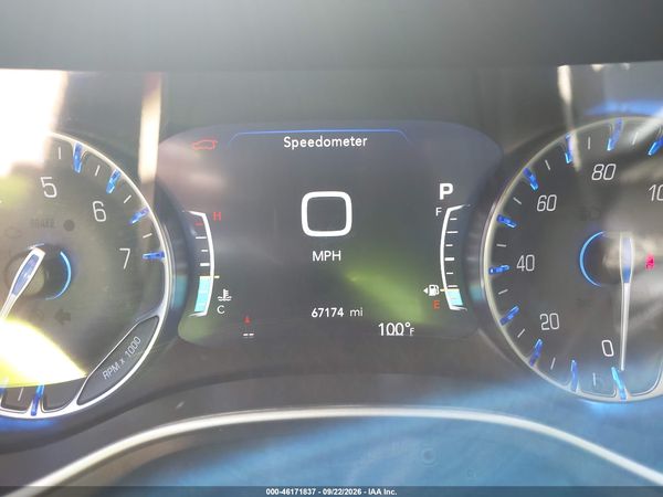 2024 CHRYSLER PACIFICA TOURING L — I7