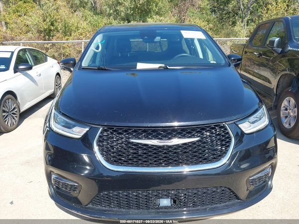 2024 CHRYSLER PACIFICA TOURING L — I115
