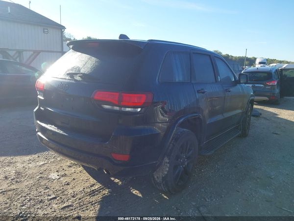 2017 JEEP GRAND CHEROKEE ALTITUDE 4X4 — I4