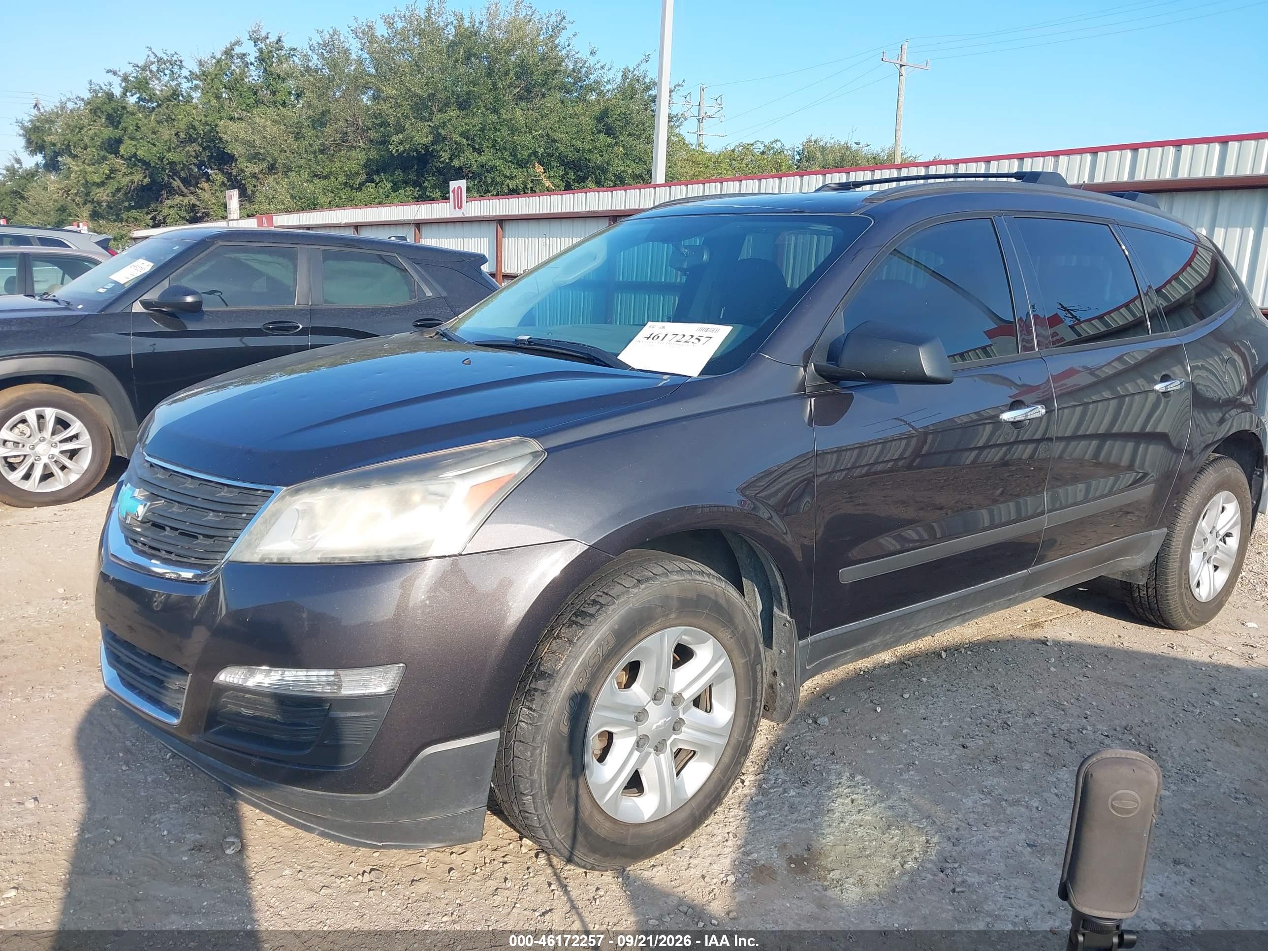 2016 CHEVROLET TRAVERSE LS — I2