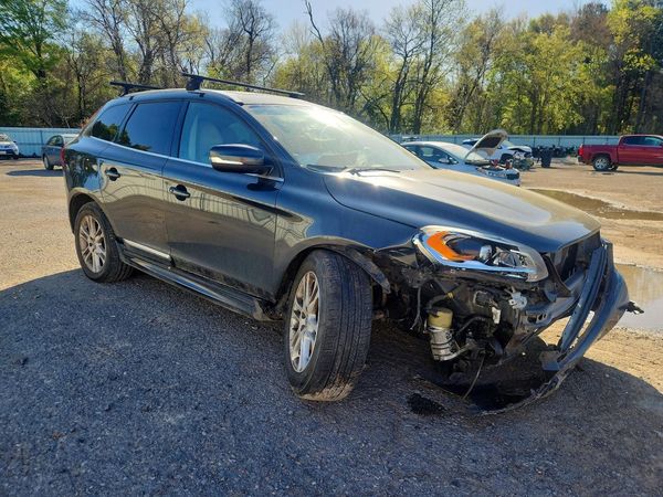 2016 VOLVO XC60