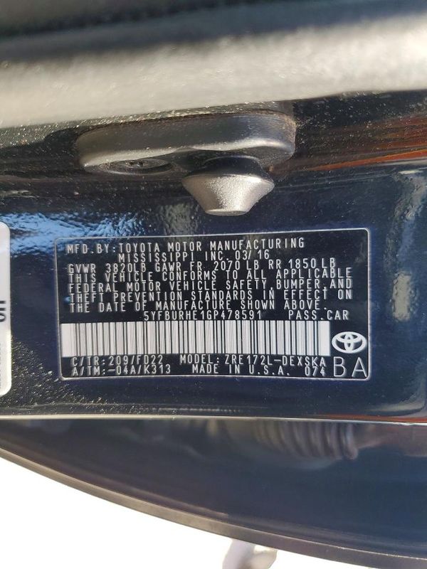 2016 TOYOTA COROLLA