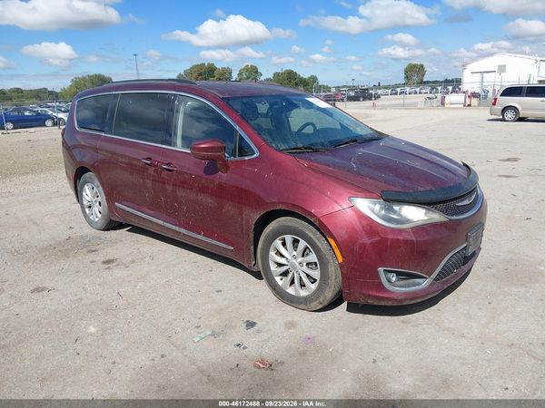 2017 CHRYSLER PACIFICA TOURING-L — I1