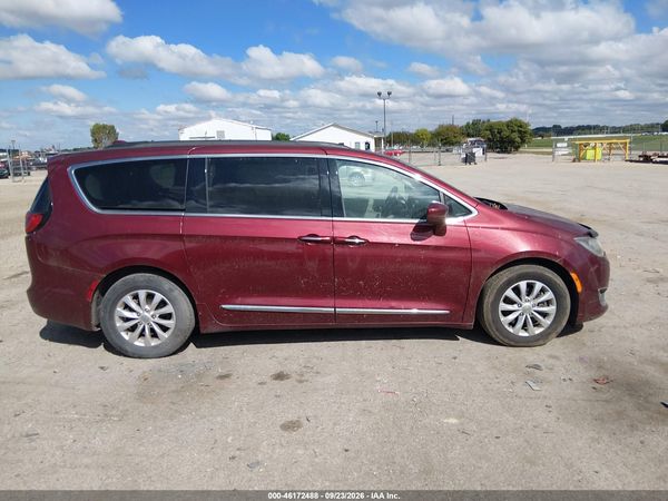 2017 CHRYSLER PACIFICA TOURING-L — I116