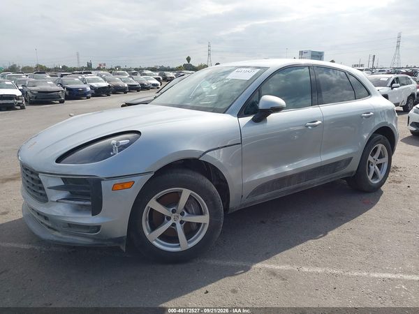 2021 PORSCHE MACAN — I2