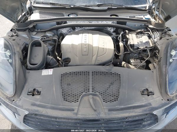 2021 PORSCHE MACAN — I10