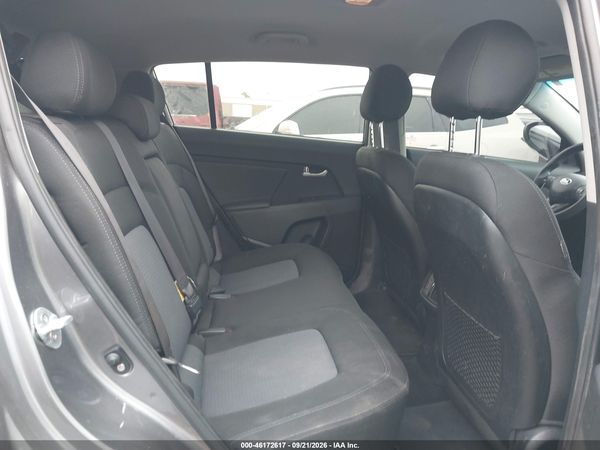 2016 KIA SPORTAGE LX — I8