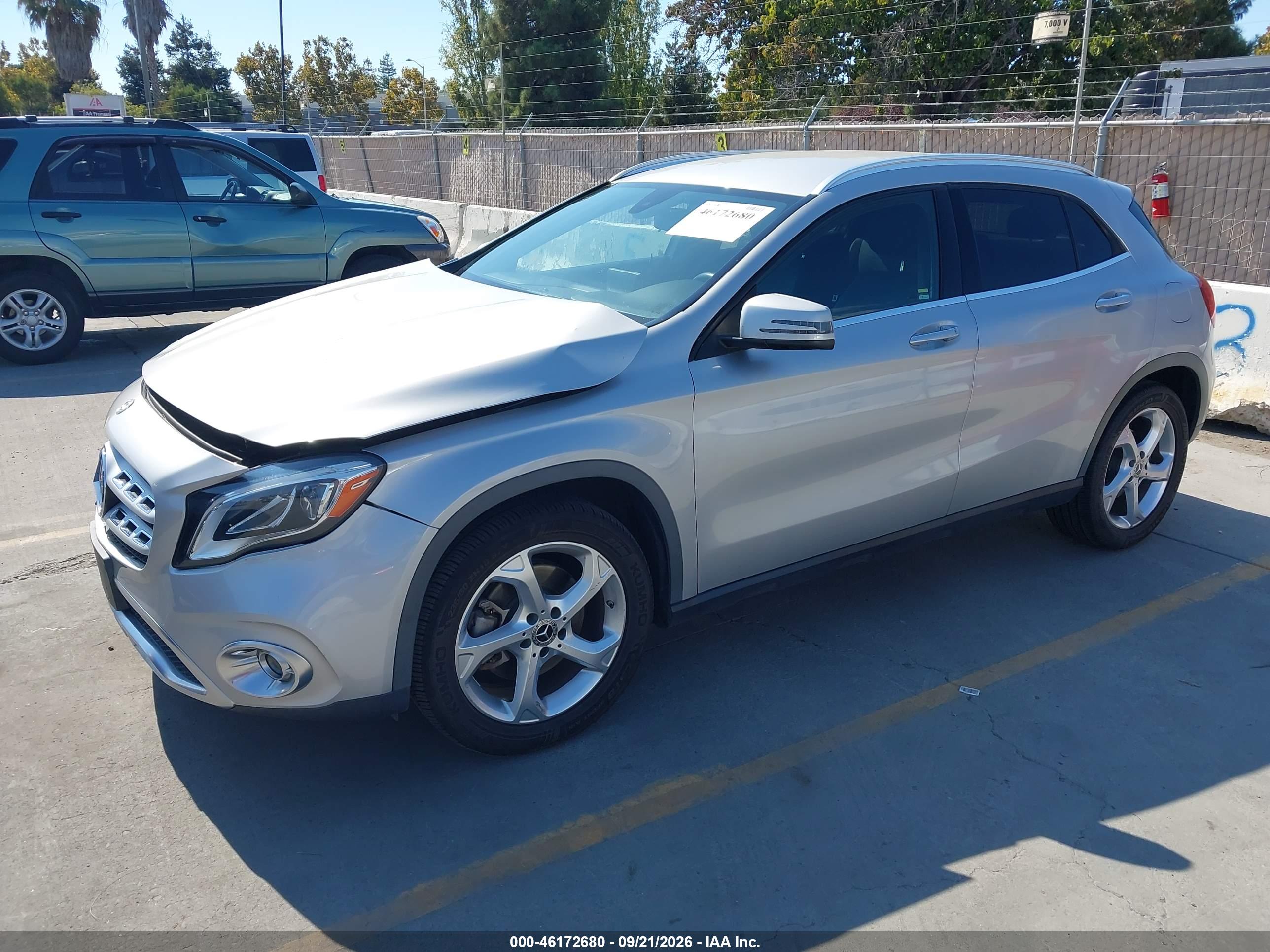 2018 MERCEDES-BENZ GLA GLA 250 — I2