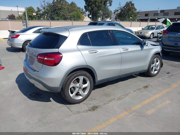 2018 MERCEDES-BENZ GLA GLA 250 — I4