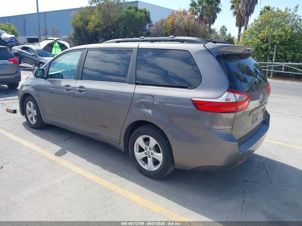 2015 TOYOTA SIENNA LE 8 PASSENGER — I3