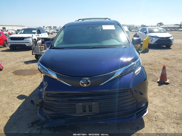 2026 TOYOTA SIENNA XLE — I115