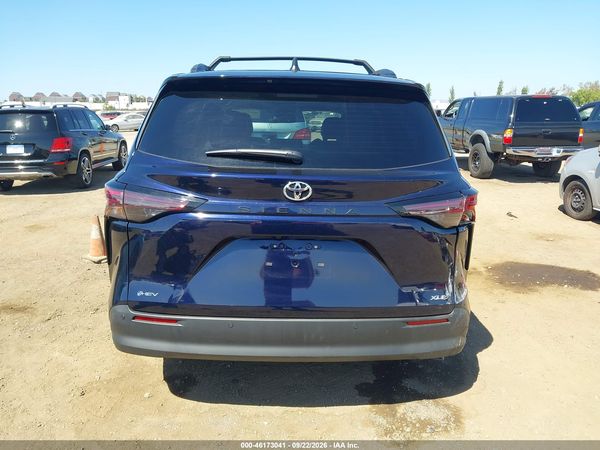 2026 TOYOTA SIENNA XLE — I119
