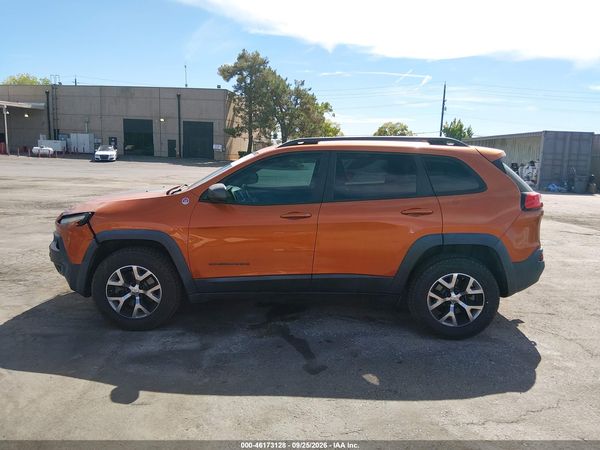 2016 JEEP CHEROKEE TRAILHAWK — I117