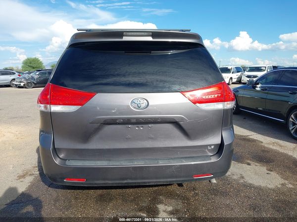 2013 TOYOTA SIENNA LE V6 8 PASSENGER — I119