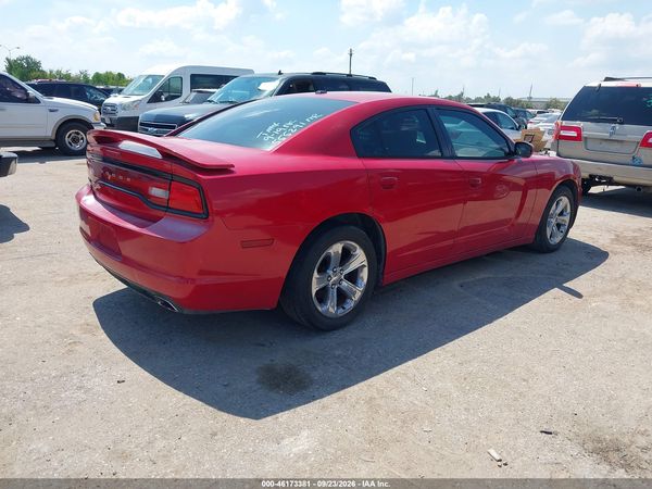 2013 DODGE CHARGER SXT — I4
