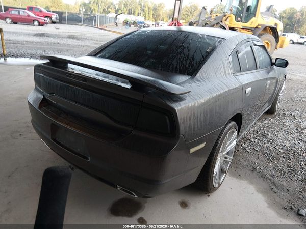 2014 DODGE CHARGER SE — I4