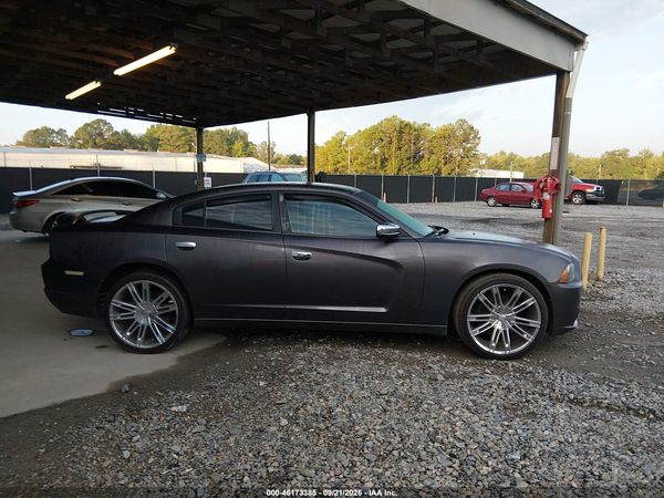2014 DODGE CHARGER SE — I116