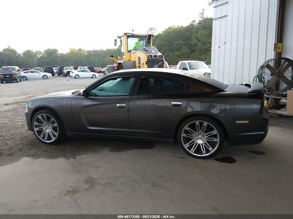2014 DODGE CHARGER SE — I117
