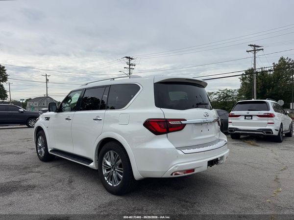 2018 INFINITI QX80 — I3