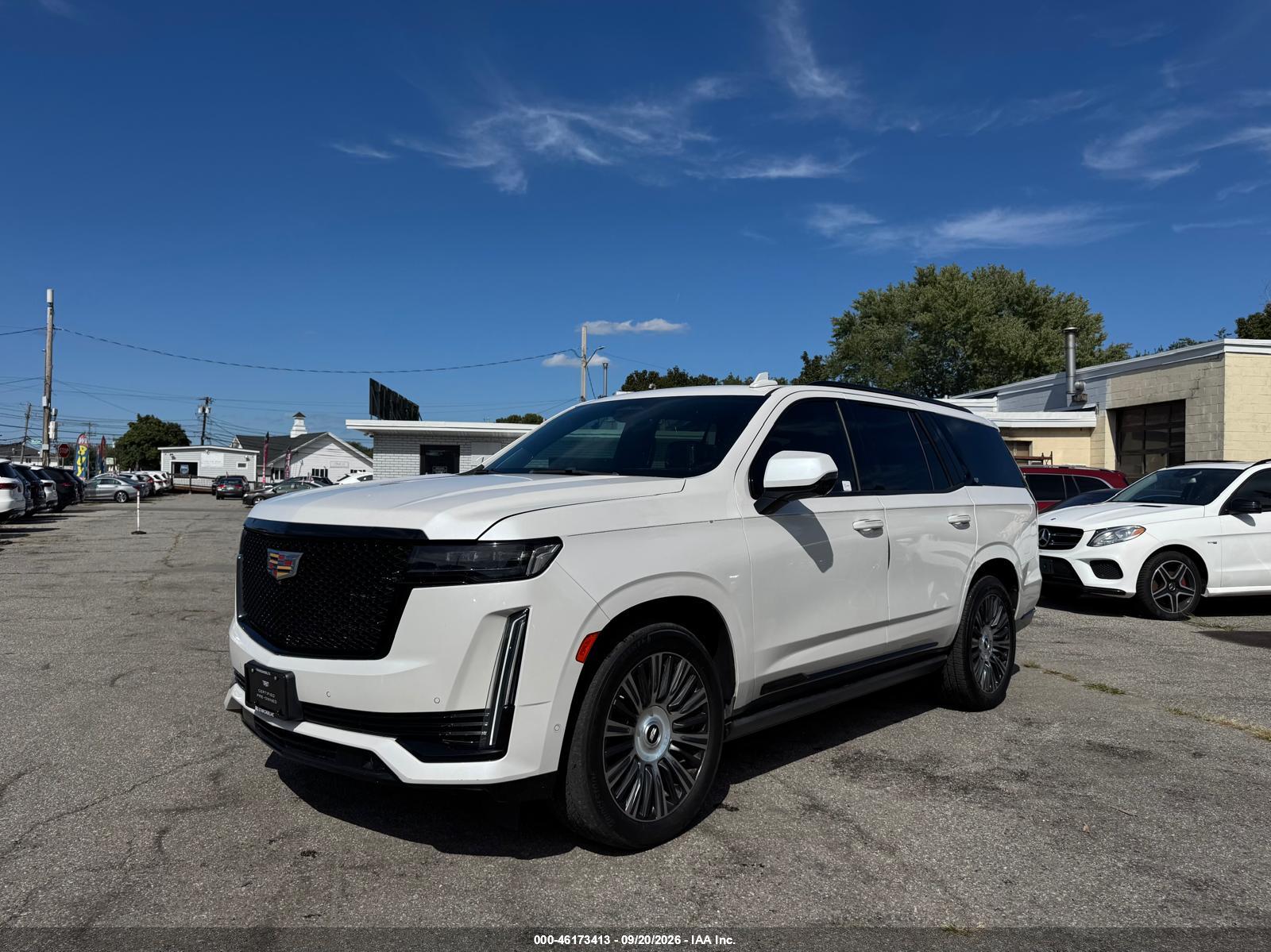 2021 CADILLAC ESCALADE 4WD SPORT PLATINUM — I2