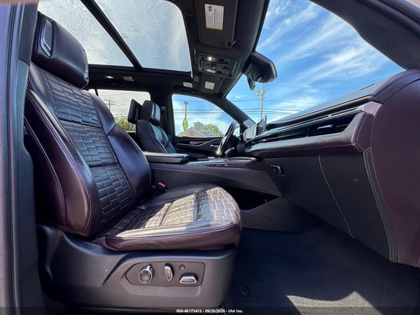 2021 CADILLAC ESCALADE 4WD SPORT PLATINUM — I5