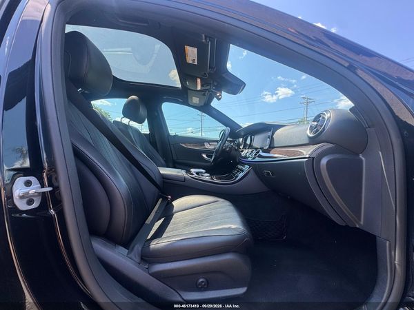 2019 MERCEDES-BENZ E 300 4MATIC — I5