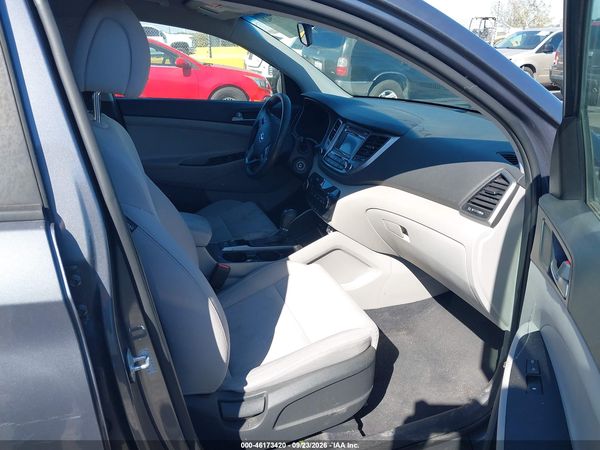2018 HYUNDAI TUCSON SE — I5