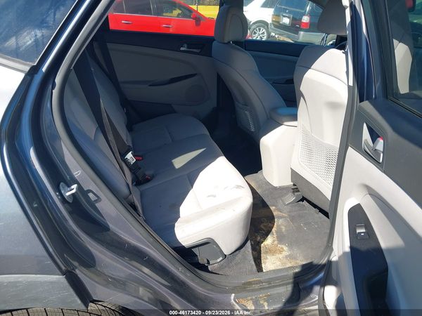 2018 HYUNDAI TUCSON SE — I8