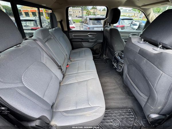 2020 RAM 1500 BIG HORN  4X4 6'4 BOX — I6