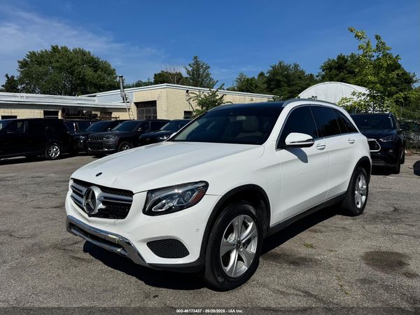 2018 MERCEDES-BENZ GLC 300 — I2
