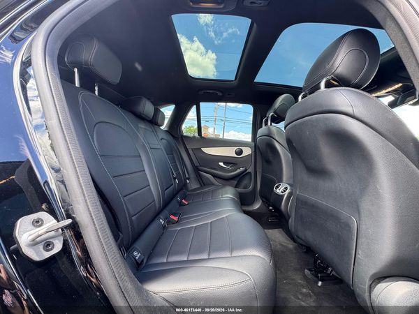 2022 MERCEDES-BENZ GLC 300 SUV — I6