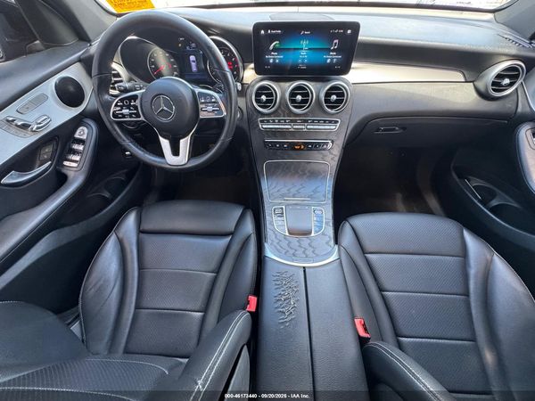 2022 MERCEDES-BENZ GLC 300 SUV — I8