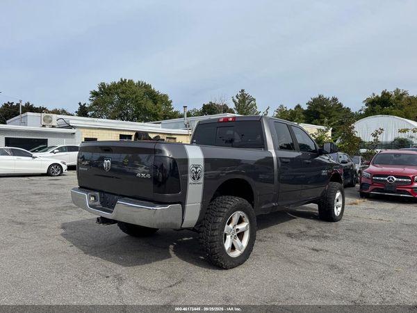2016 RAM 1500 SLT — I4