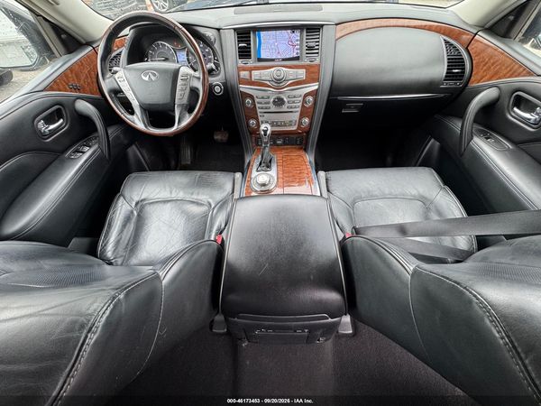2019 INFINITI QX80 LUXE — I8