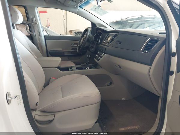 2016 KIA SEDONA L — I5